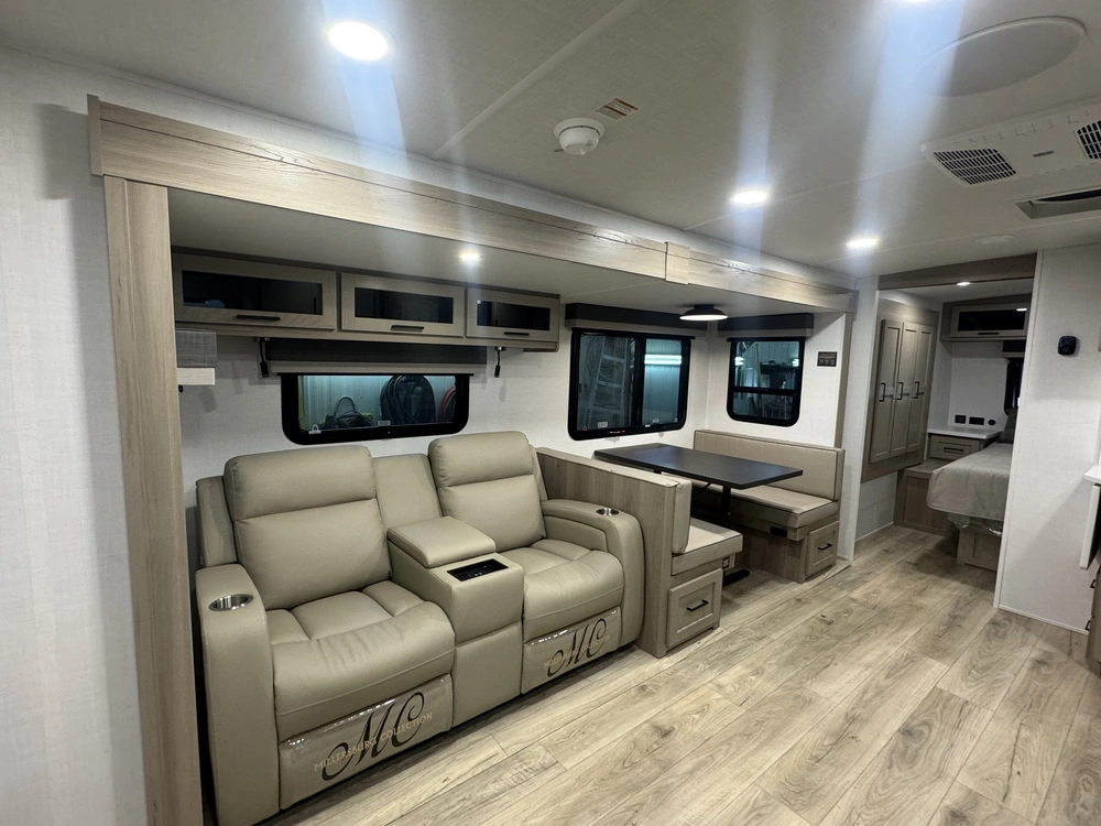 Forest River Rockwood Ultra Lite 2606ws 2026 alt