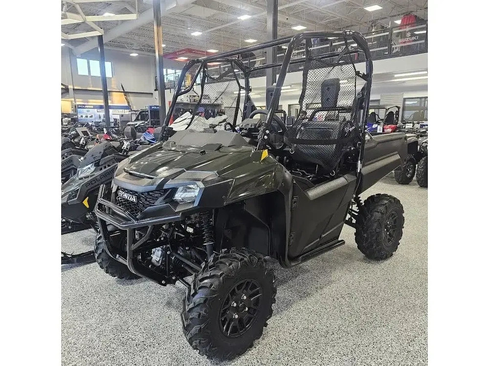 2025 Honda Pioneer 700 Deluxe alt