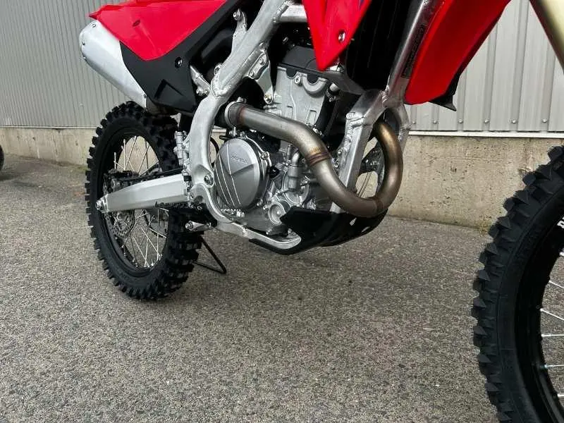 2026 Honda CRF250R thumbnail 23