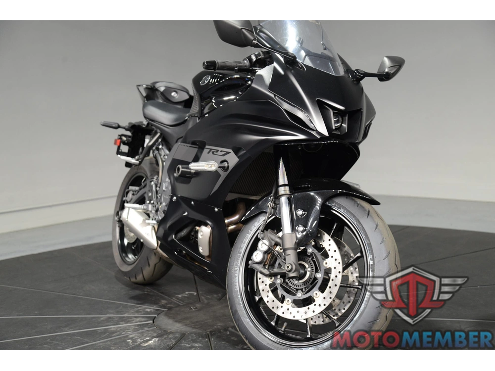 2025 Yamaha Yzf-r7 alt