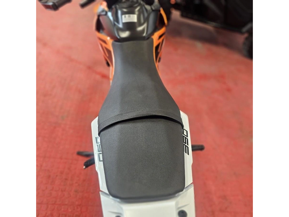 2026 Ktm Enduro 390 R alt