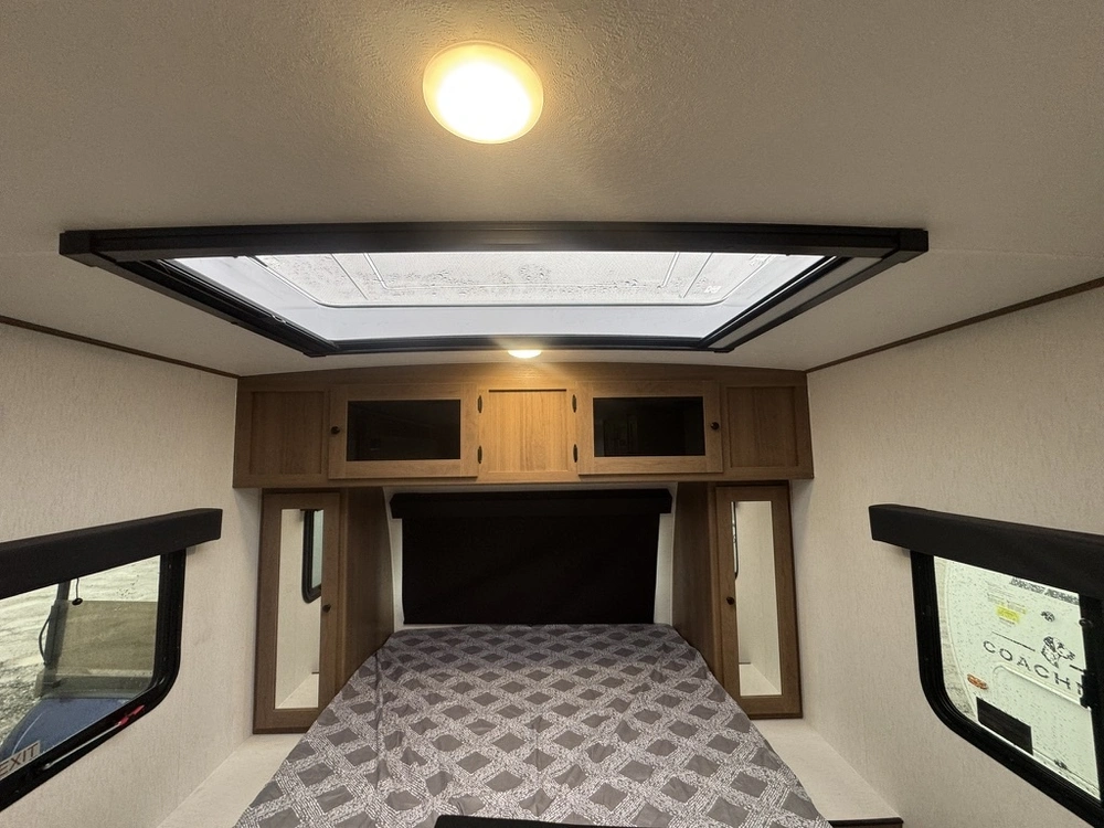 Coachmen Apex Nano 190rbs 2026 alt
