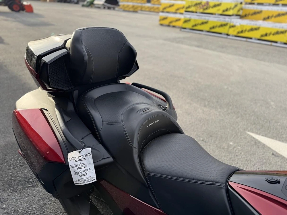 Can-am Rt Limited 2025 alt