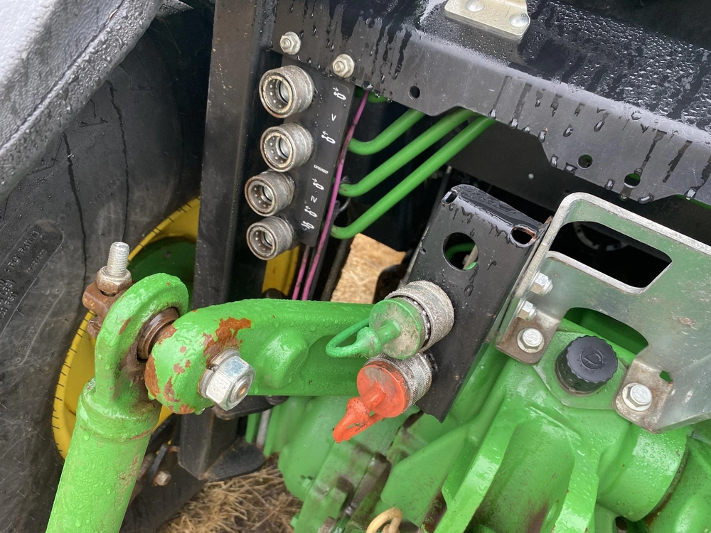 John Deere 4066r 2022 alt