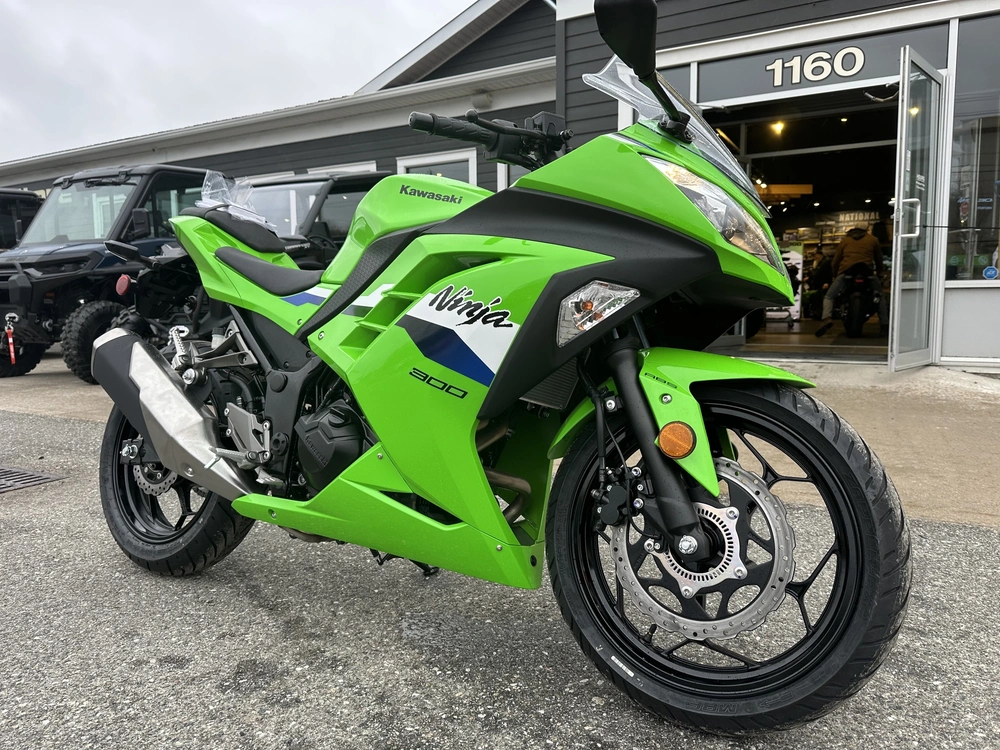 2026 Kawasaki Ninja 300 Abs alt