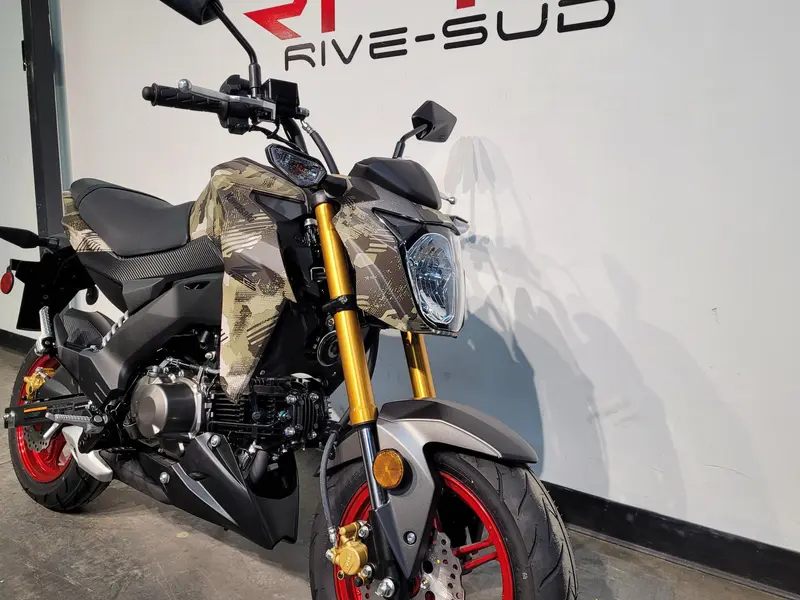 2025 Kawasaki Z125 PRO thumbnail 4