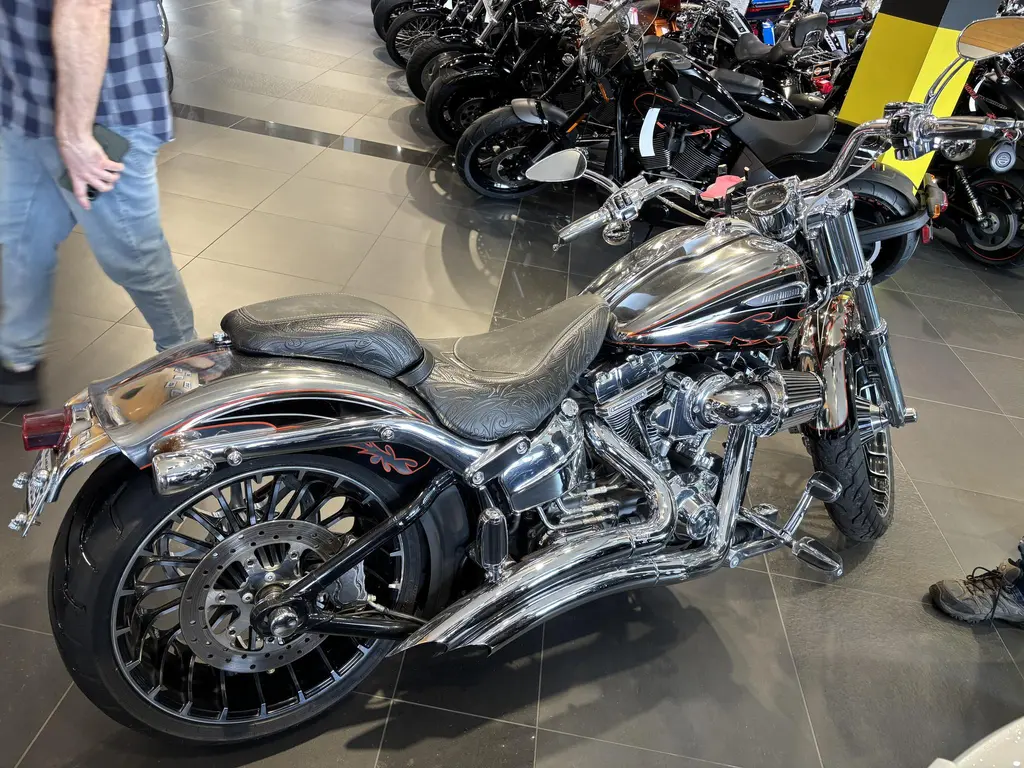 Harley-Davidson CVO BREAKOUT FXSBSE FXSBSE 2014