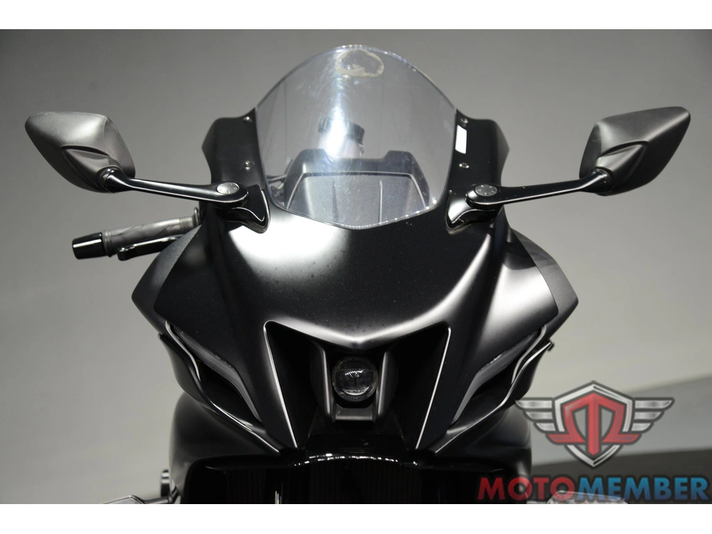 2025 Yamaha Yzf-r7 alt