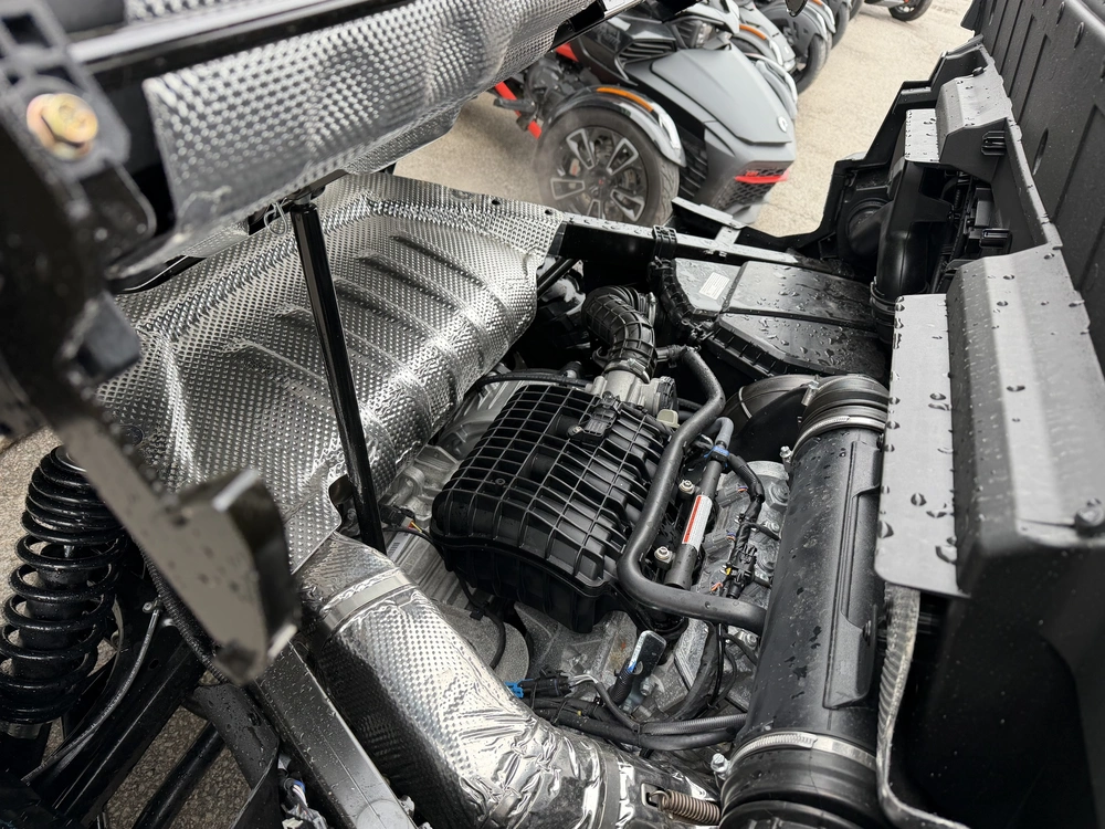 2026 Brp Defender Xt Hd11 (canada) alt