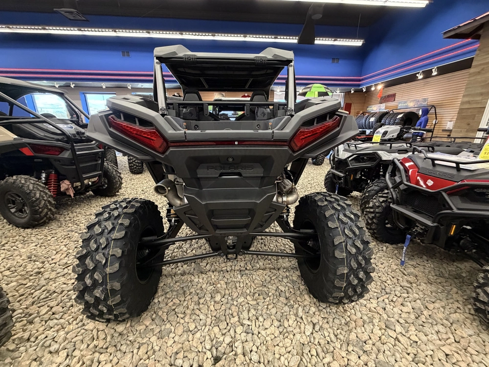 2026 Polaris Rzr Xp 1000 Ultimate alt