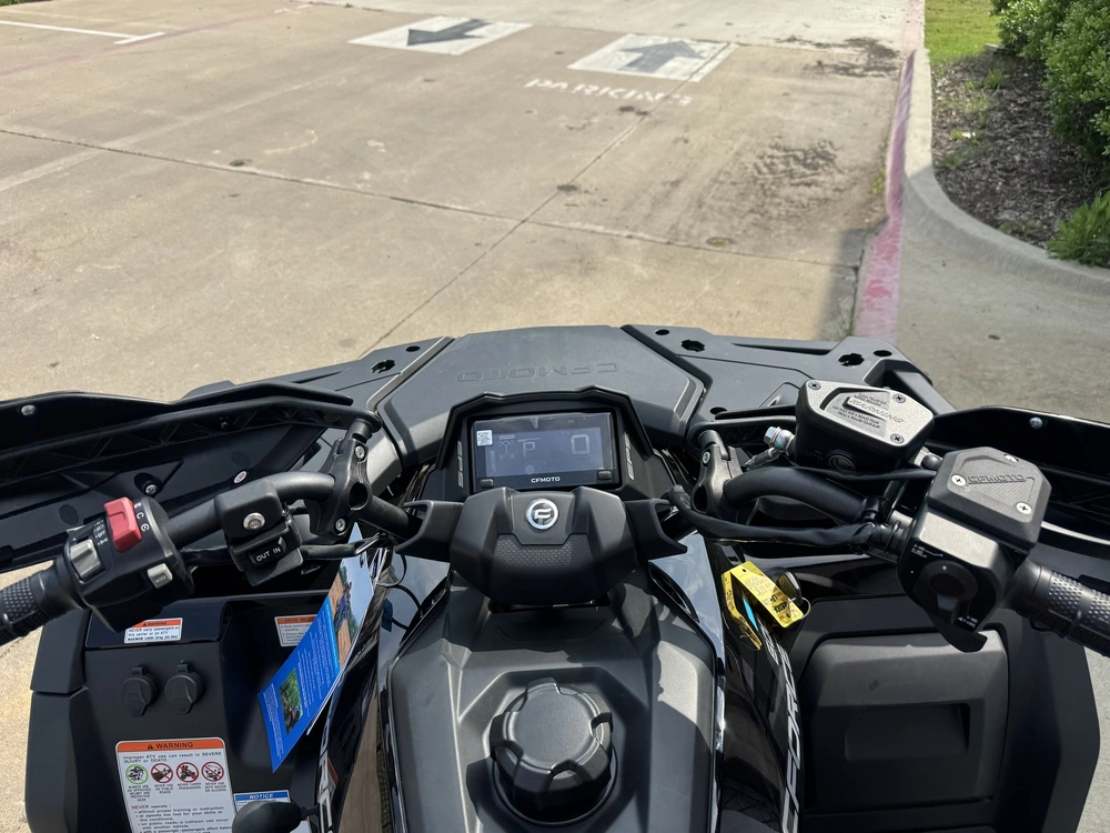 2026 Cfmoto Cforce 600 alt