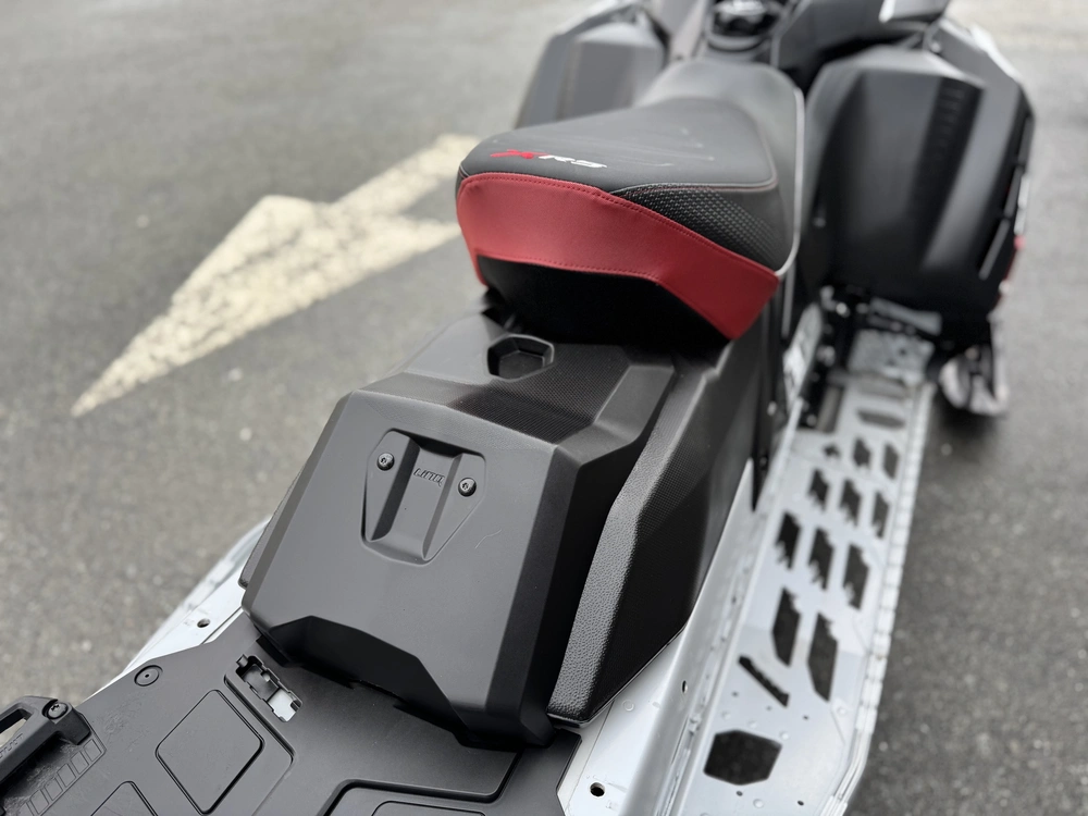 Ski-doo Renegade Xrs 900 Ace Turbo R Smartshox 2024 alt