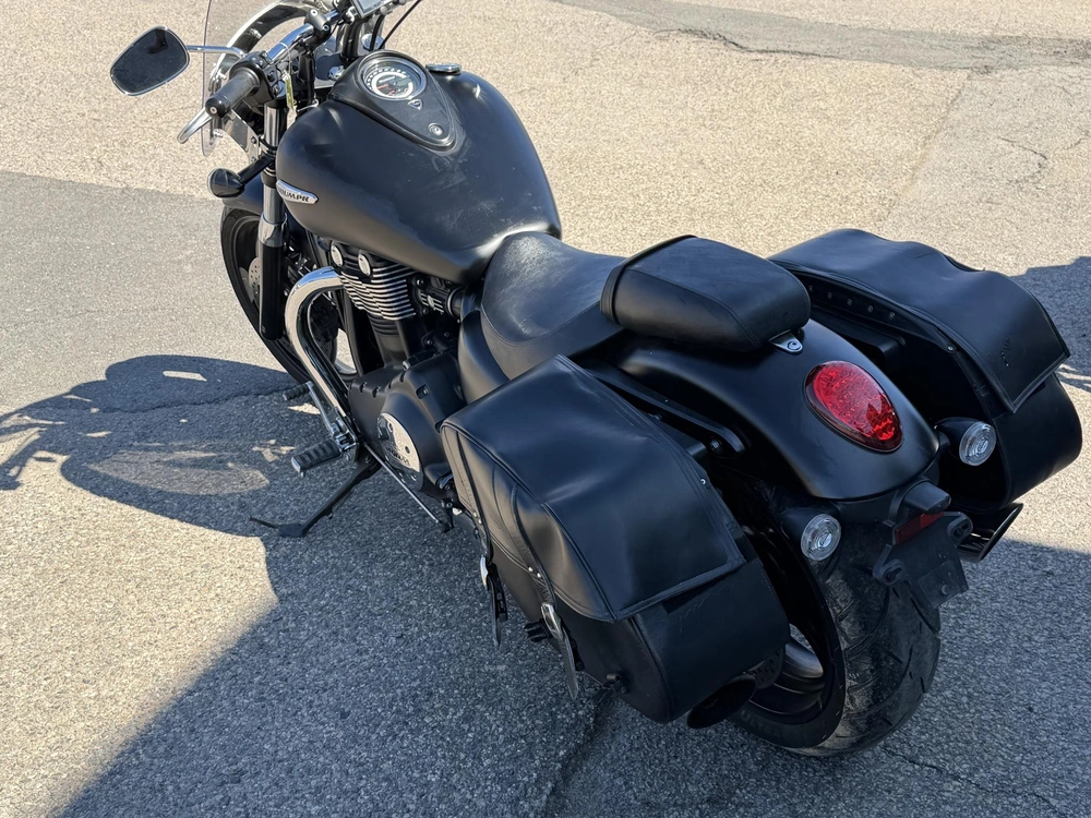 2012 Triumph Thunderbird alt