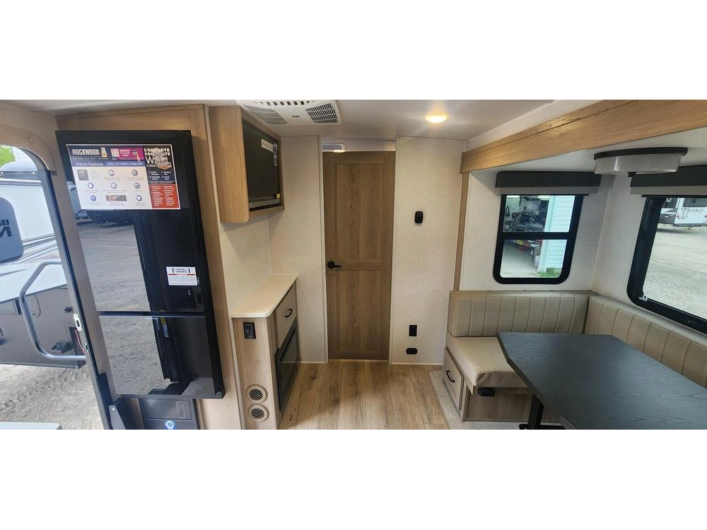 Forest River Rockwood Mini-lite 2506fk 2025 alt