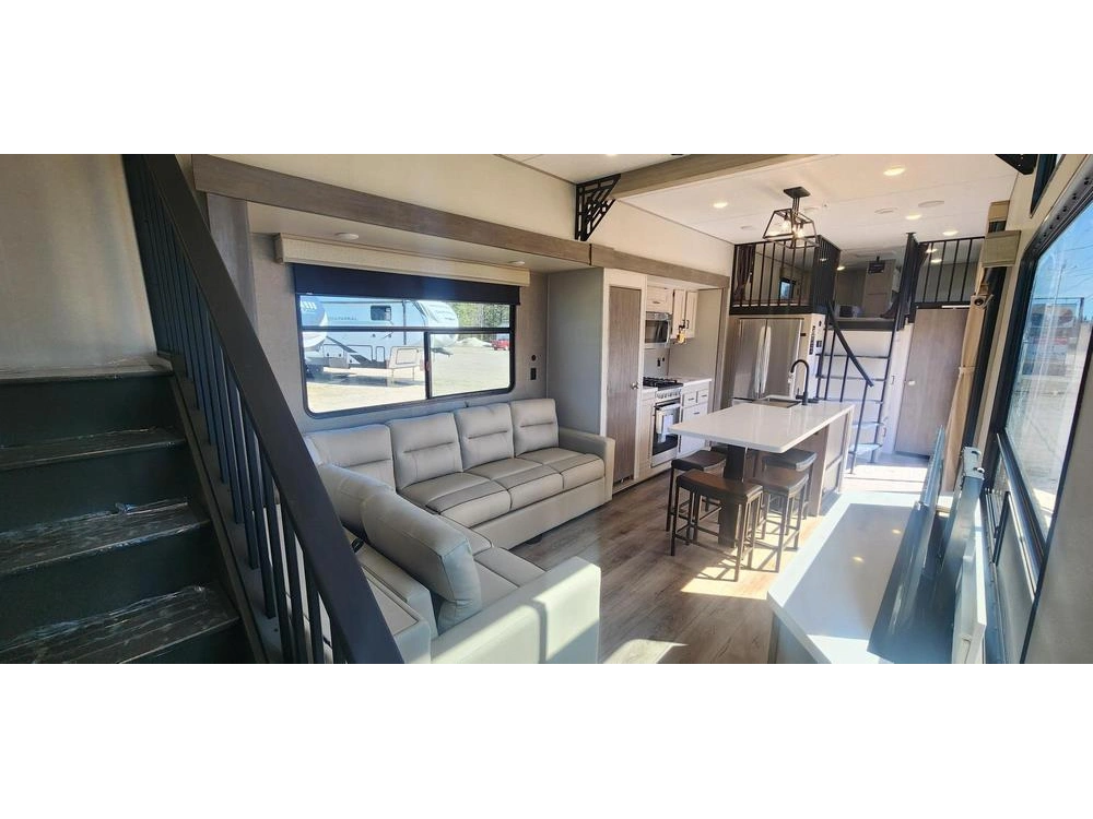 Coachmen Catalina 42condo 2026 alt