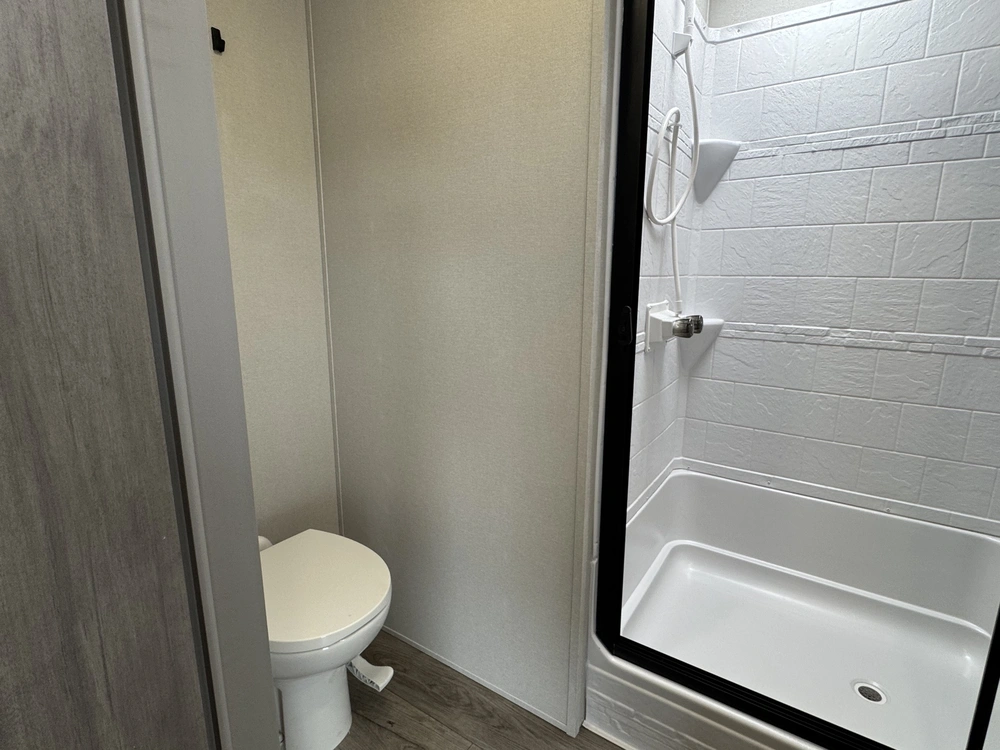 Coachmen Catalina 39mkts 2026 alt