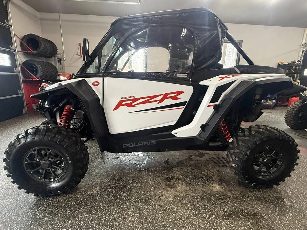 Polaris Rzr Xp 1000 2024 alt