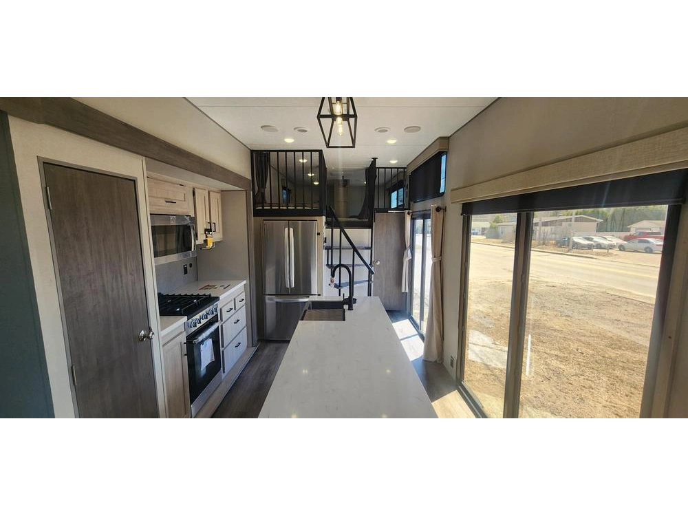 Coachmen Catalina 42condo 2026 alt