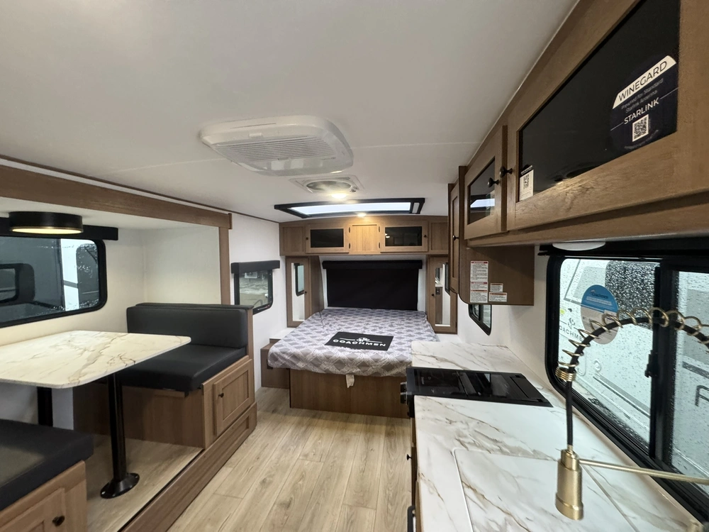 Coachmen Apex Nano 190rbs 2026 alt