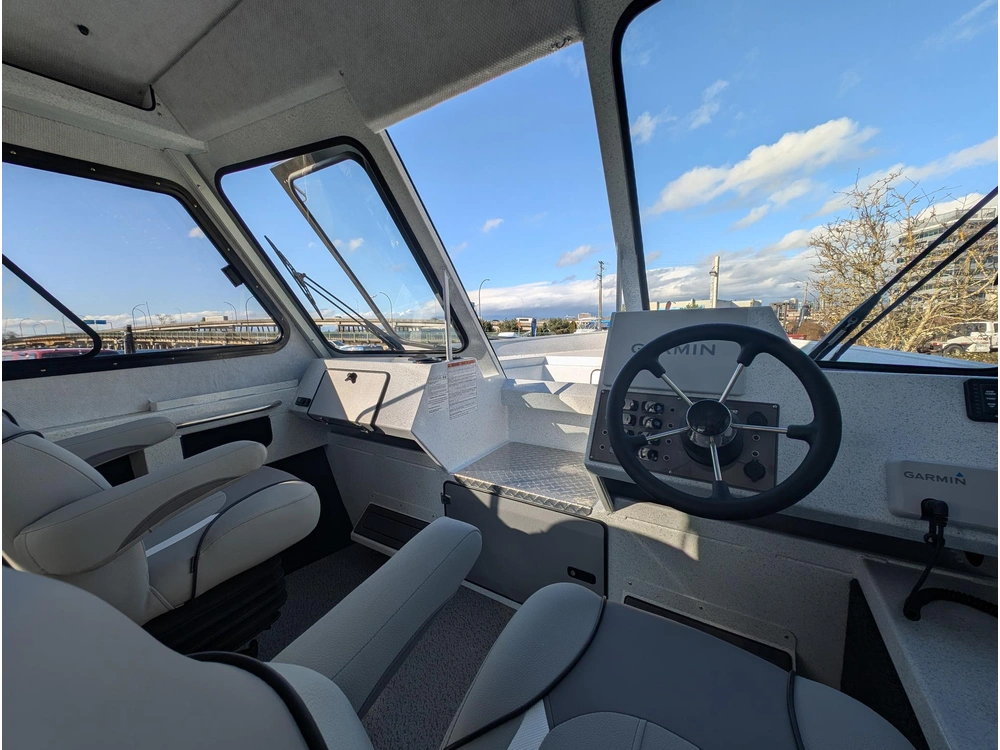 2026 Kingfisher 2425 Escape Ht alt