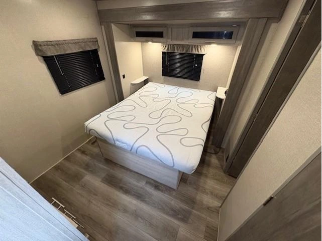 2023 Coachmen Catalina Legacy 263fkdsle alt