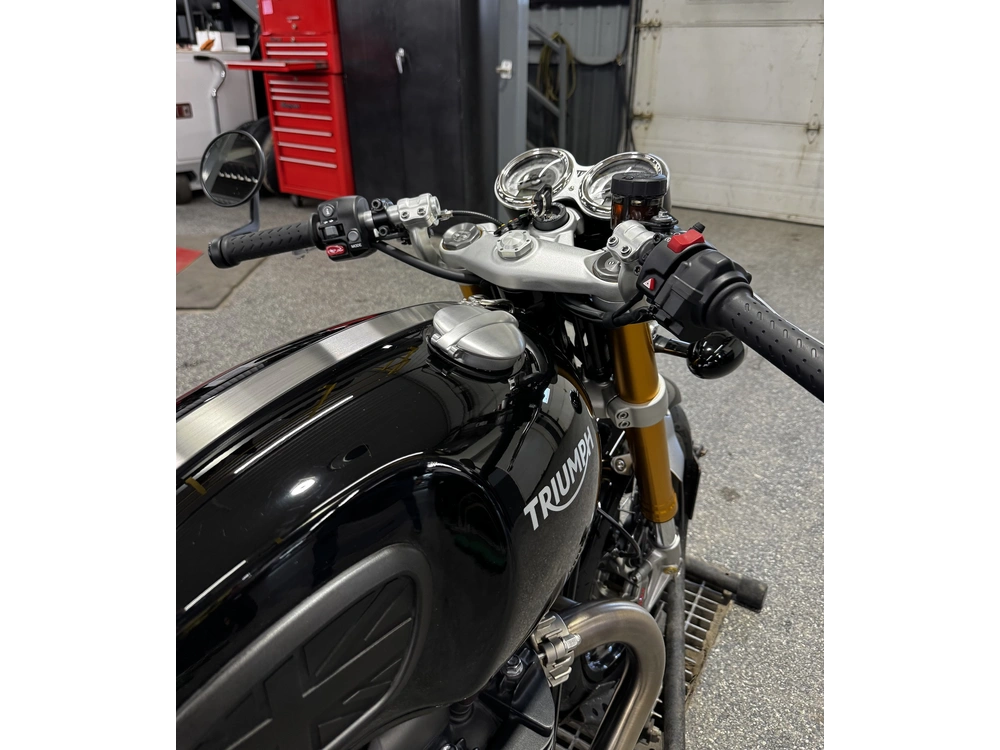 Triumph Thruxton 1200 Rs 2022 alt