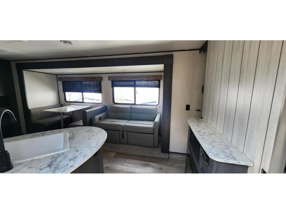 Aspen Trail By Dutchmen 29bh 2022 alt