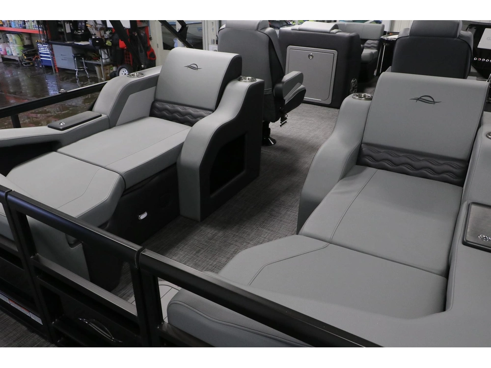 2026 G3 Boats Elite 324ss + Yamaha Vmax 200 Hp alt