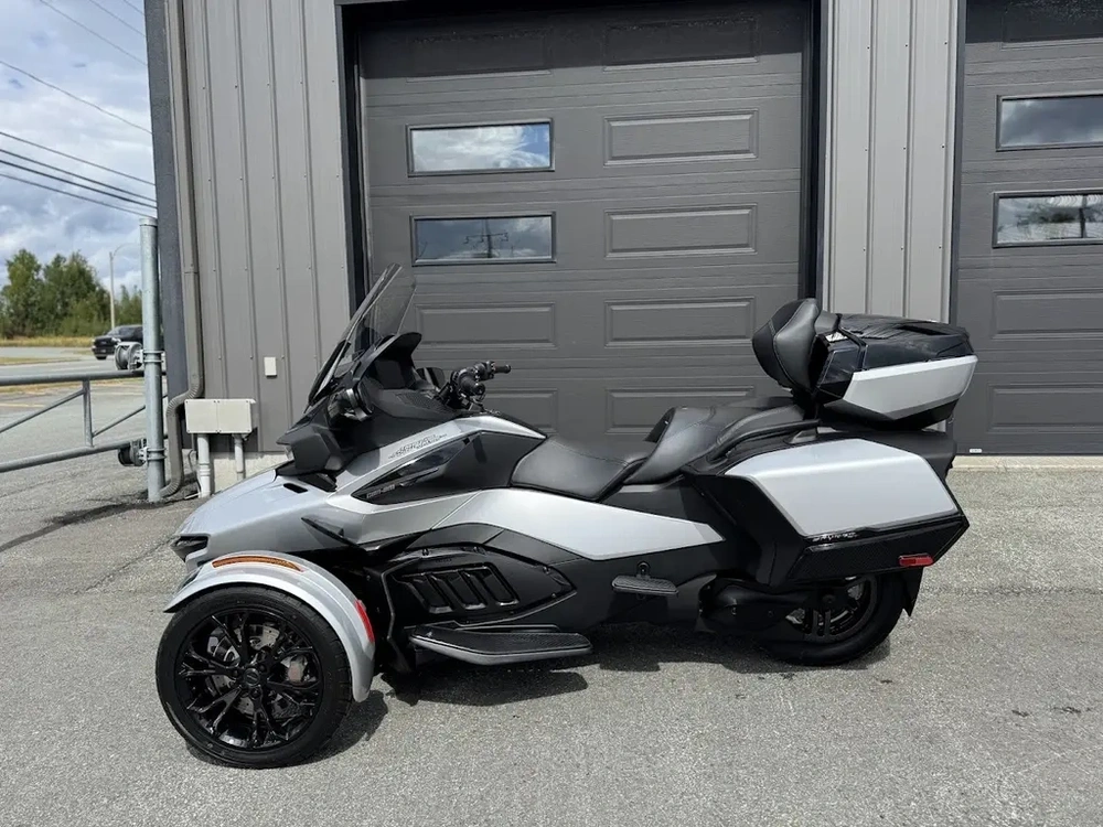 Can-am Rt Limited 2025 alt