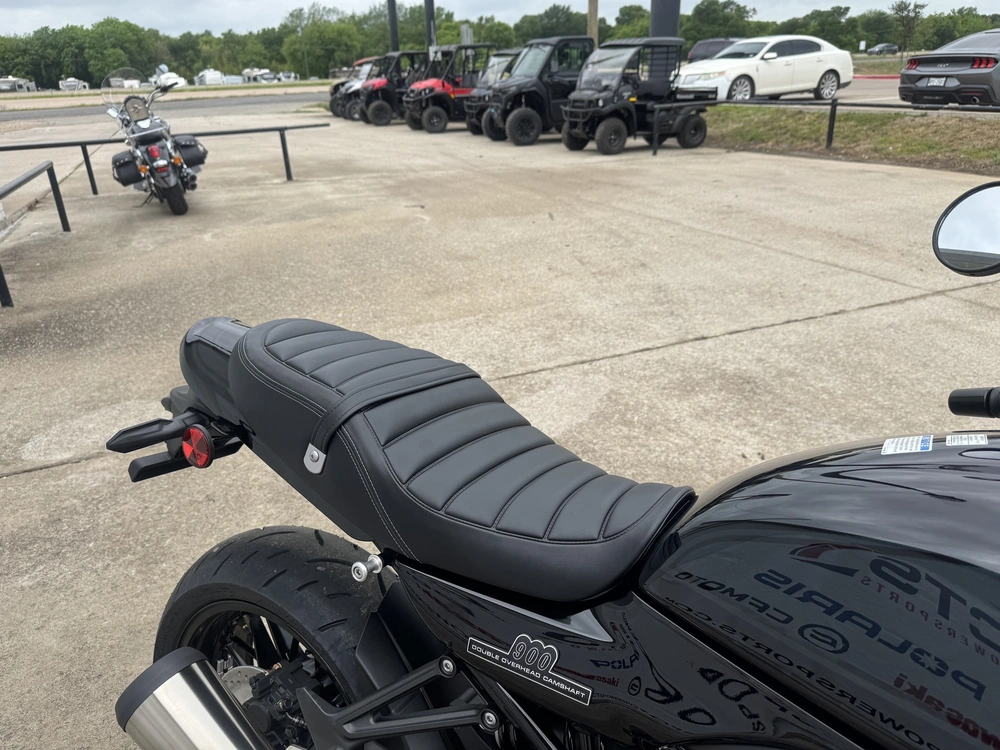 2026 Kawasaki Z900rs Abs alt