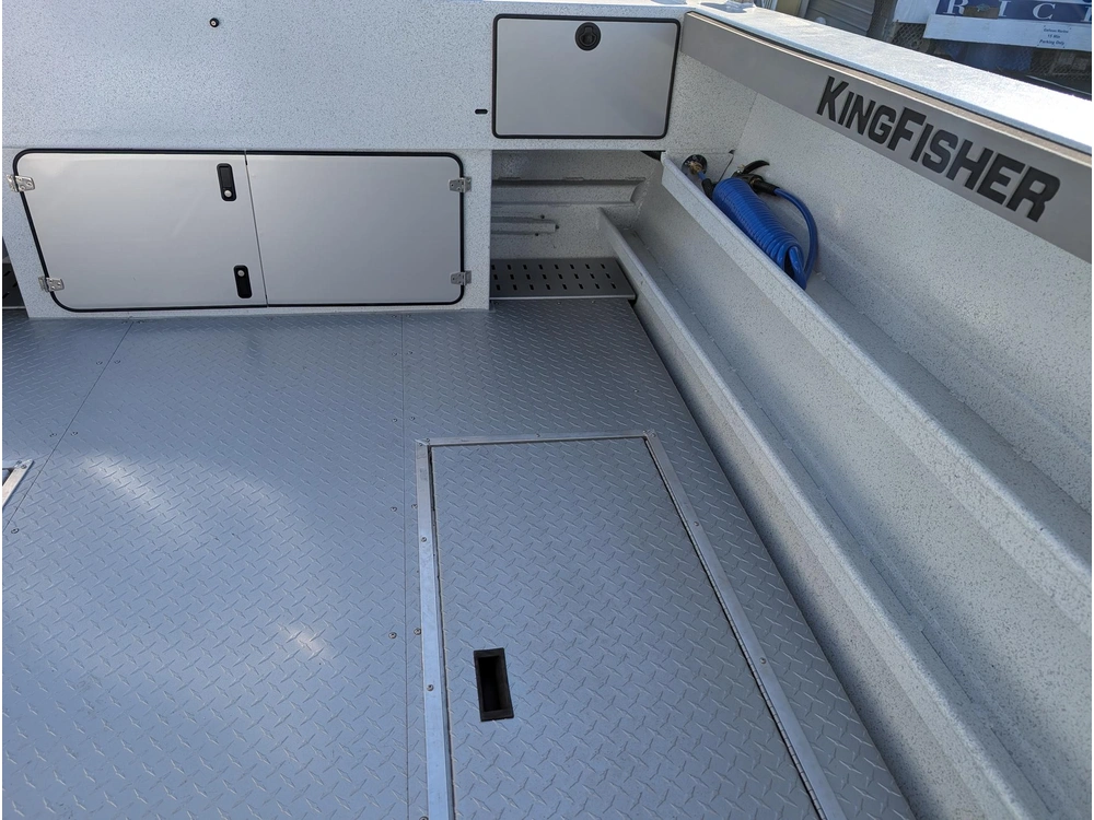 2026 Kingfisher 2425 Escape Ht alt