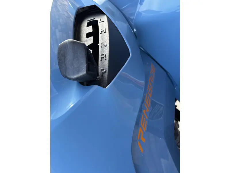 2026 Can-am Renegade Xmr 1000r Scandi Blue alt