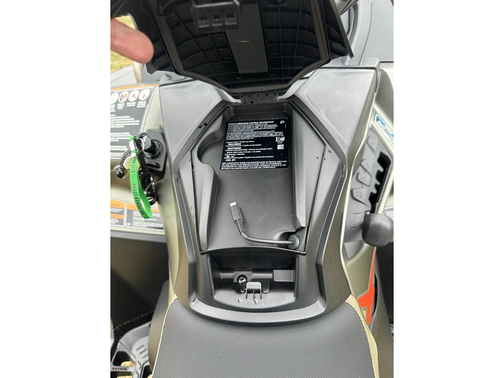 2026 Can-am Outlander Xmr 1000r alt