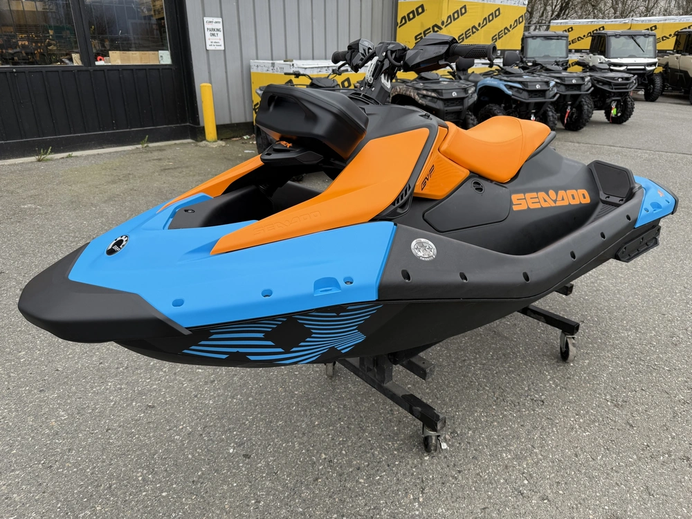 2026 Sea-doo Spark™ 1up Trixx-90 (sound System) alt
