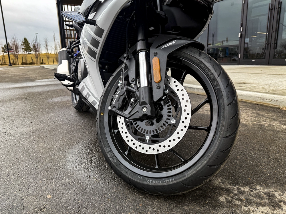 2026 Cfmoto 300ss alt