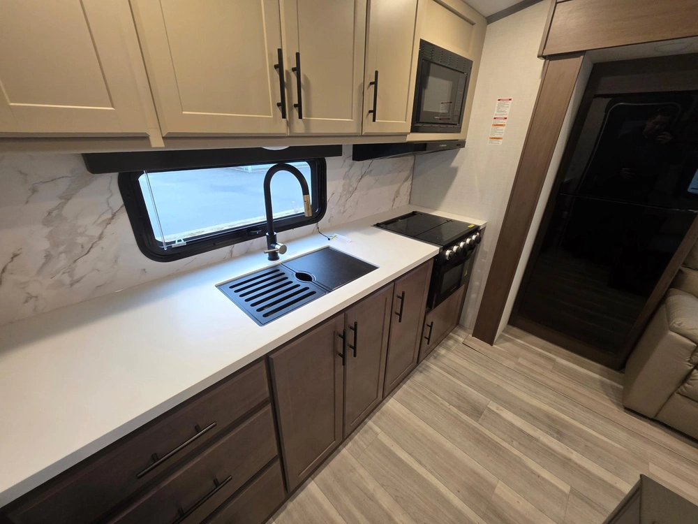 2026 Keystone Rv Cougar Sport 2100rk alt