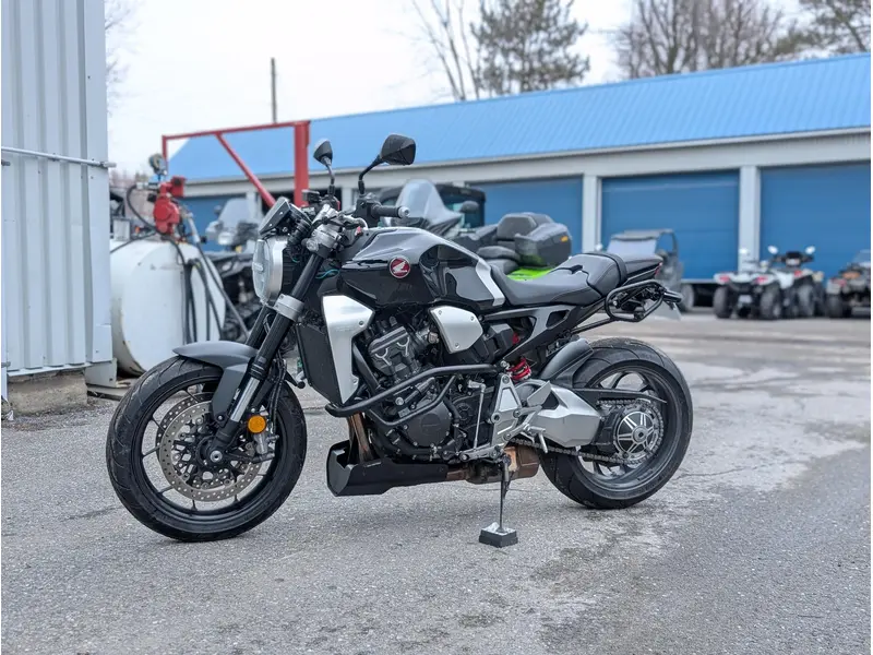 Honda CB1000R 🎯 Moto Naked 1000cc Style Rétro Performance MT10 Z900 RS GSXS1000 Confort 🟢 2019