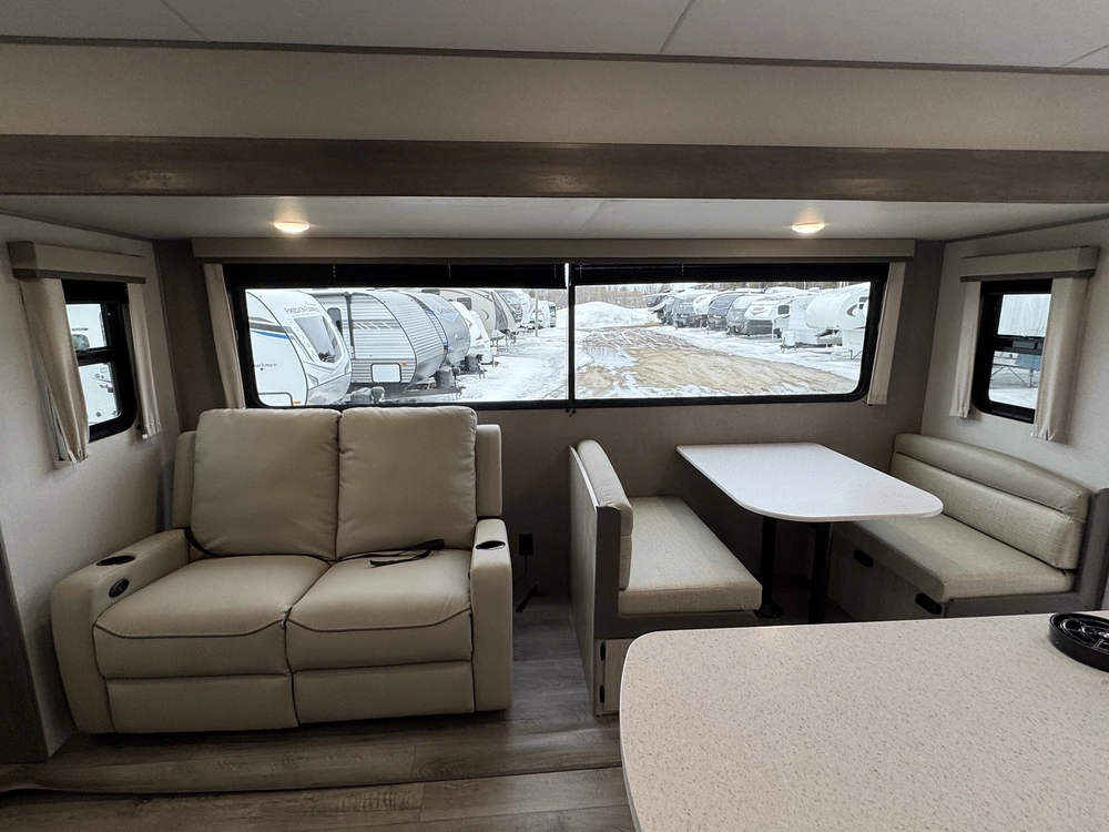 Coachmen Catalina 39mkts 2026 alt