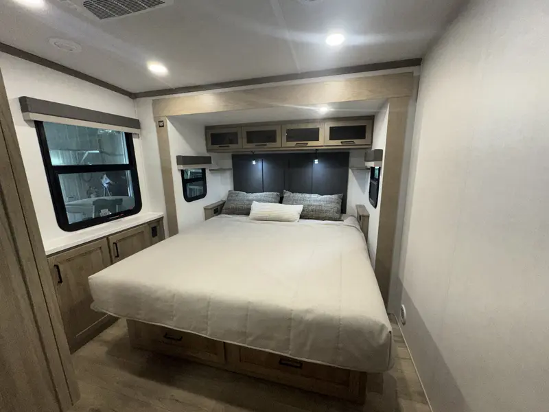 2026 Forest River ROCKWOOD SIGNATURE 8339FK