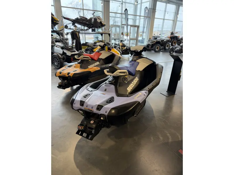 2025 Sea-Doo Spark 2UP IBR thumbnail 3
