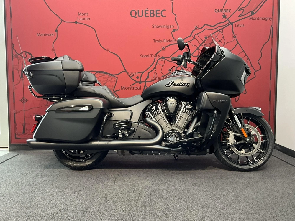 2026 Indian Motorcycle Pursuit Dark Horse alt