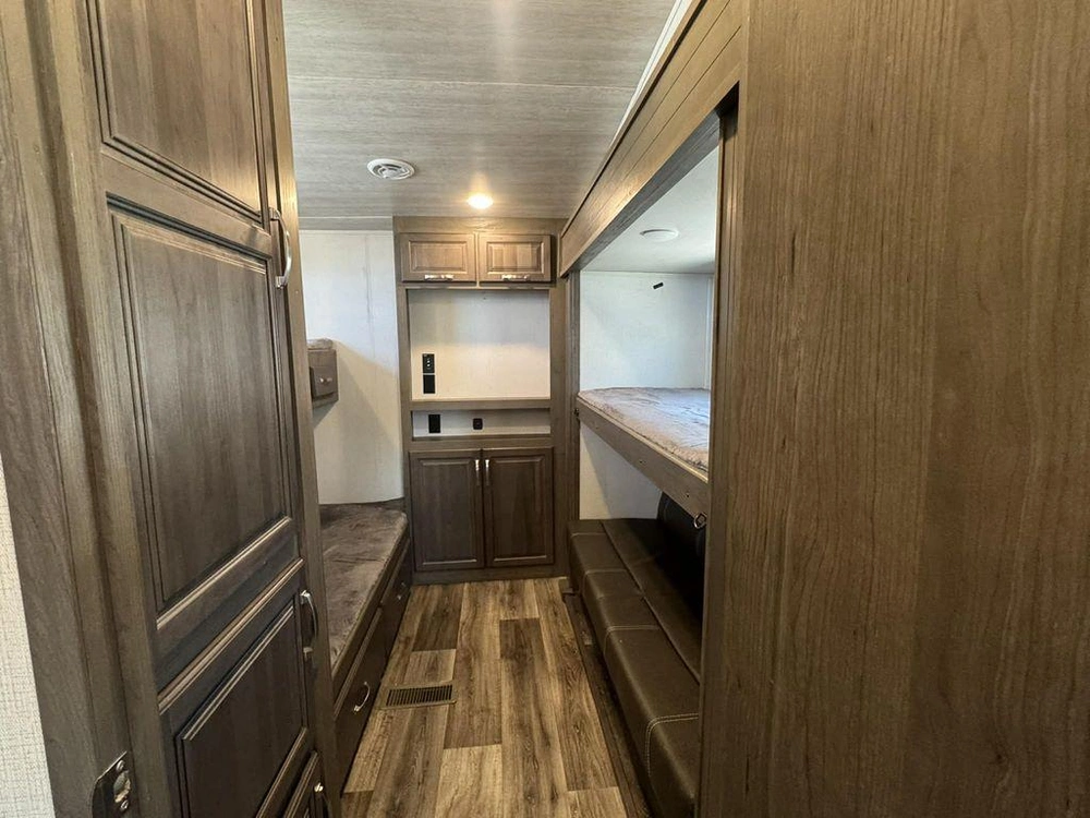 Keystone Rv Cougar 32bhs 2022 alt