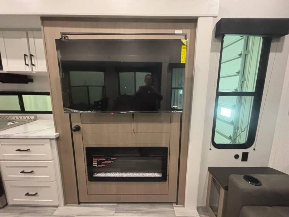 Jayco Jay Flight Bungalow 401loft 2026 alt