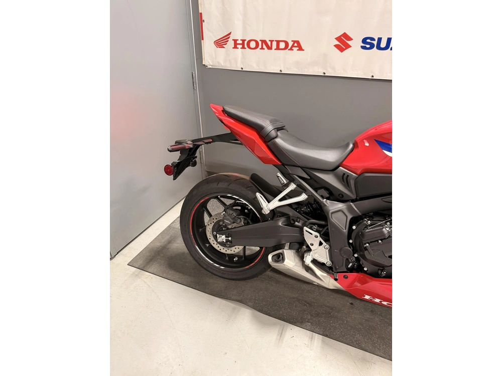 Honda Cbr650r Cbr 650r E-clutch 2026 alt