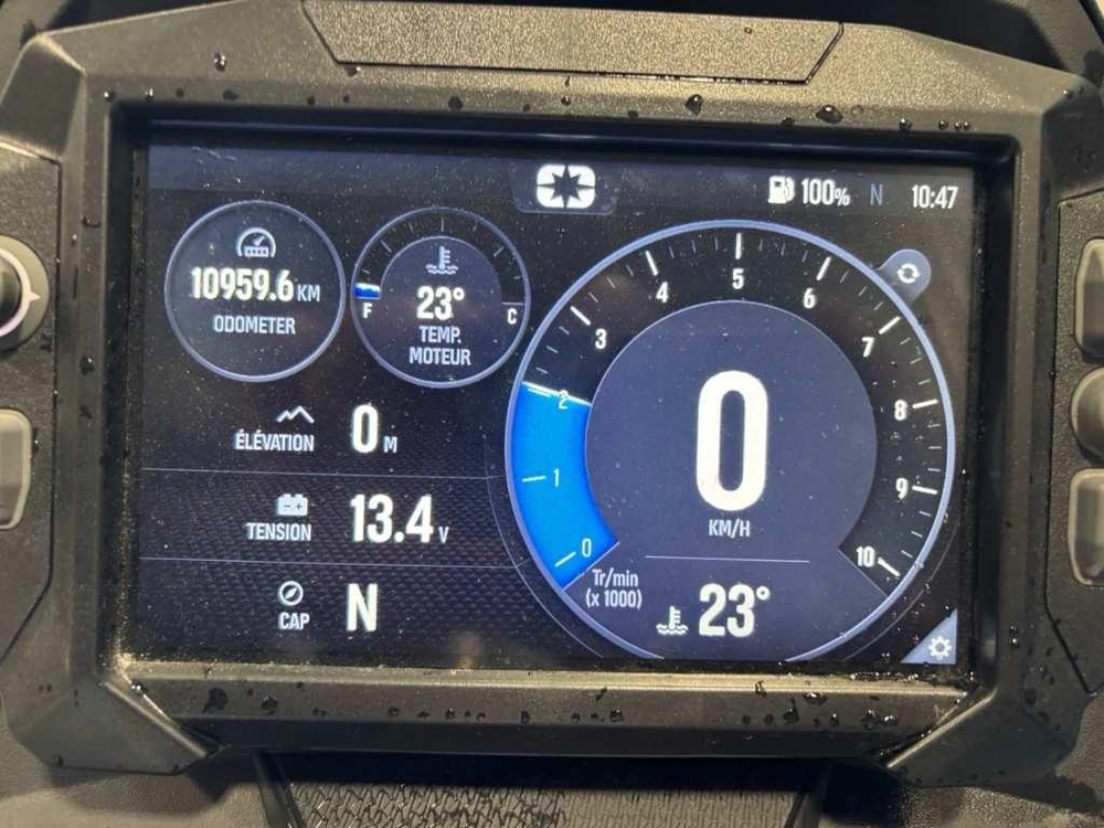 Polaris 850 Indy Vr1 137 2022 alt