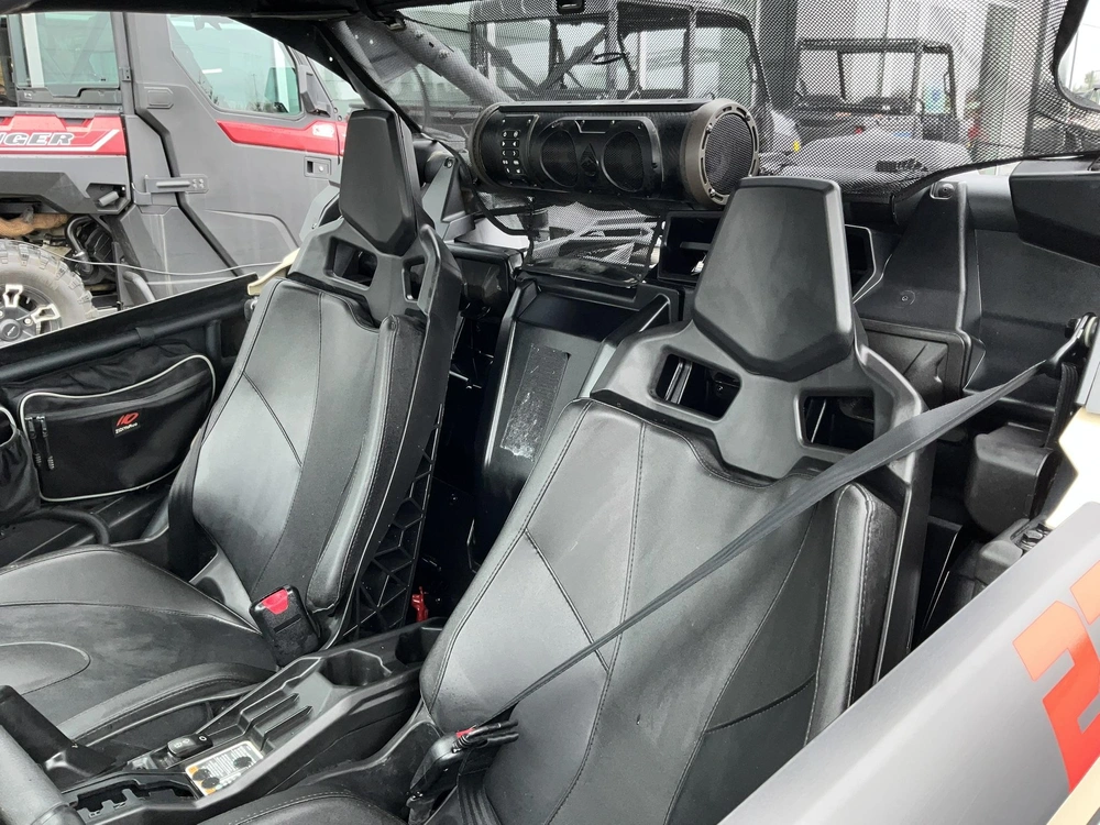 2022 Can-am Maverick alt