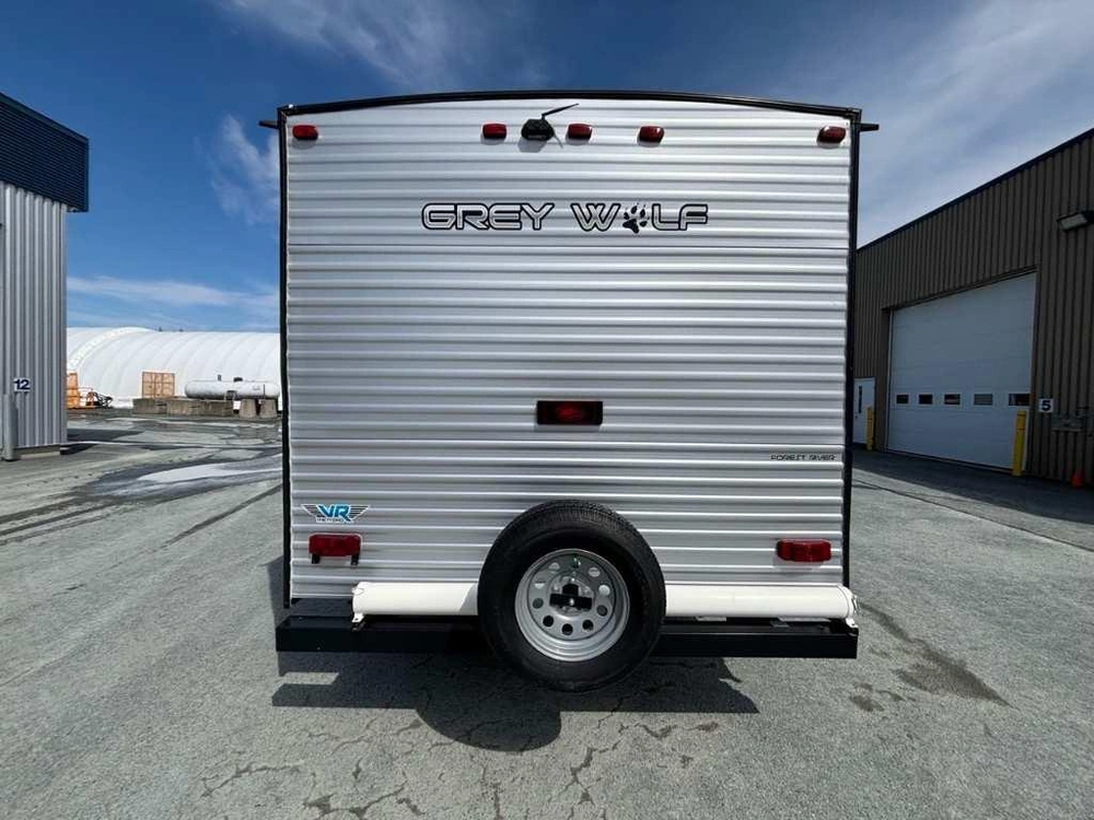 Cherokee Grey Wolf 27dbh 2022 alt