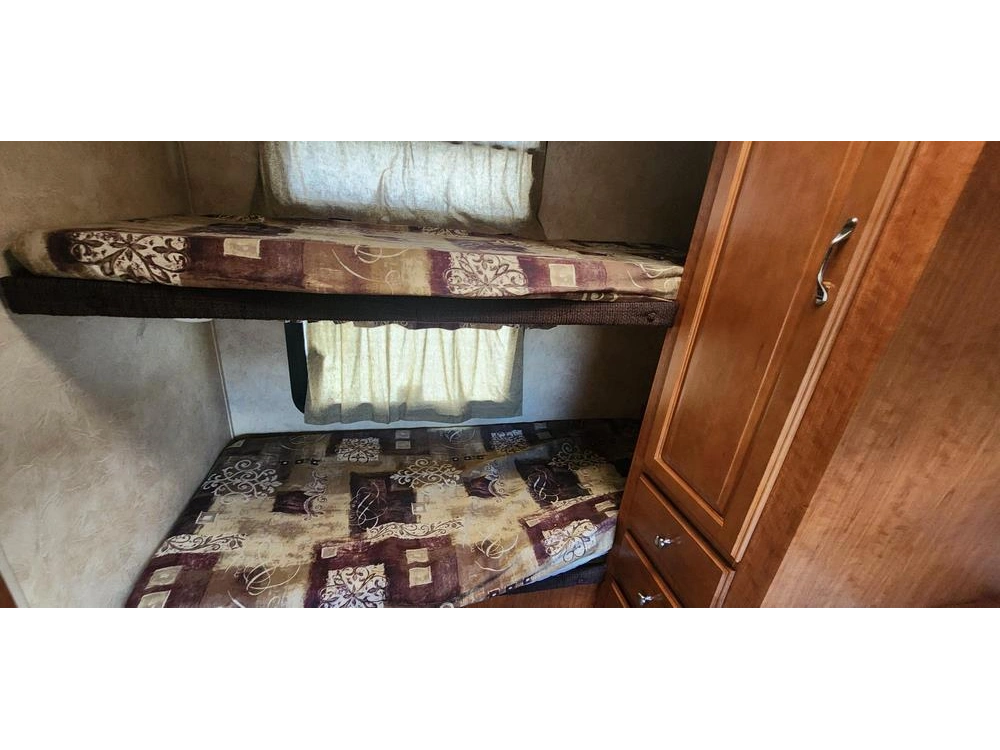 Wildwood By Forest River 392fbrb 2008 alt