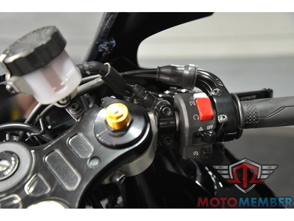 2025 Yamaha Yzf-r7 alt