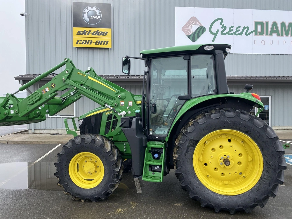John Deere 6110m 2024 alt